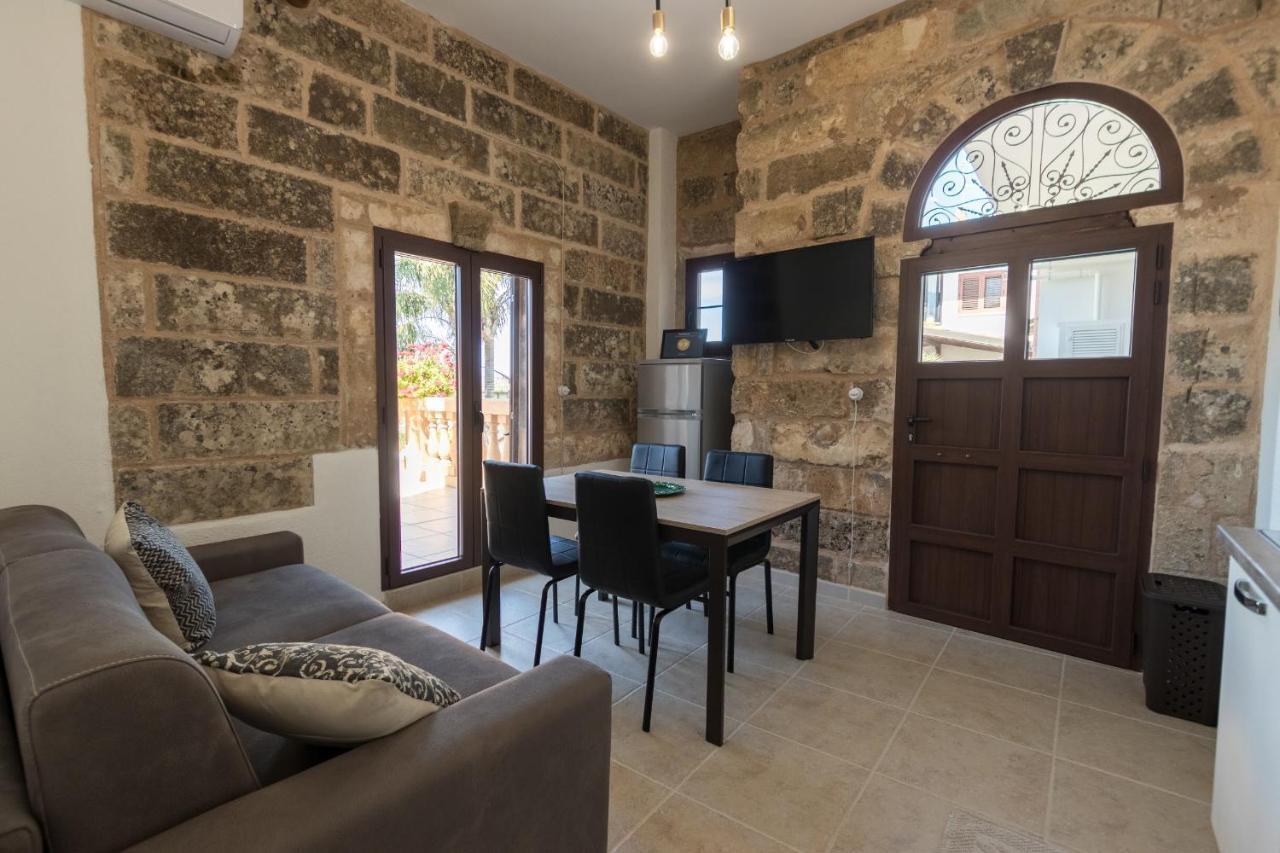 Drooms. Felline Exterior foto